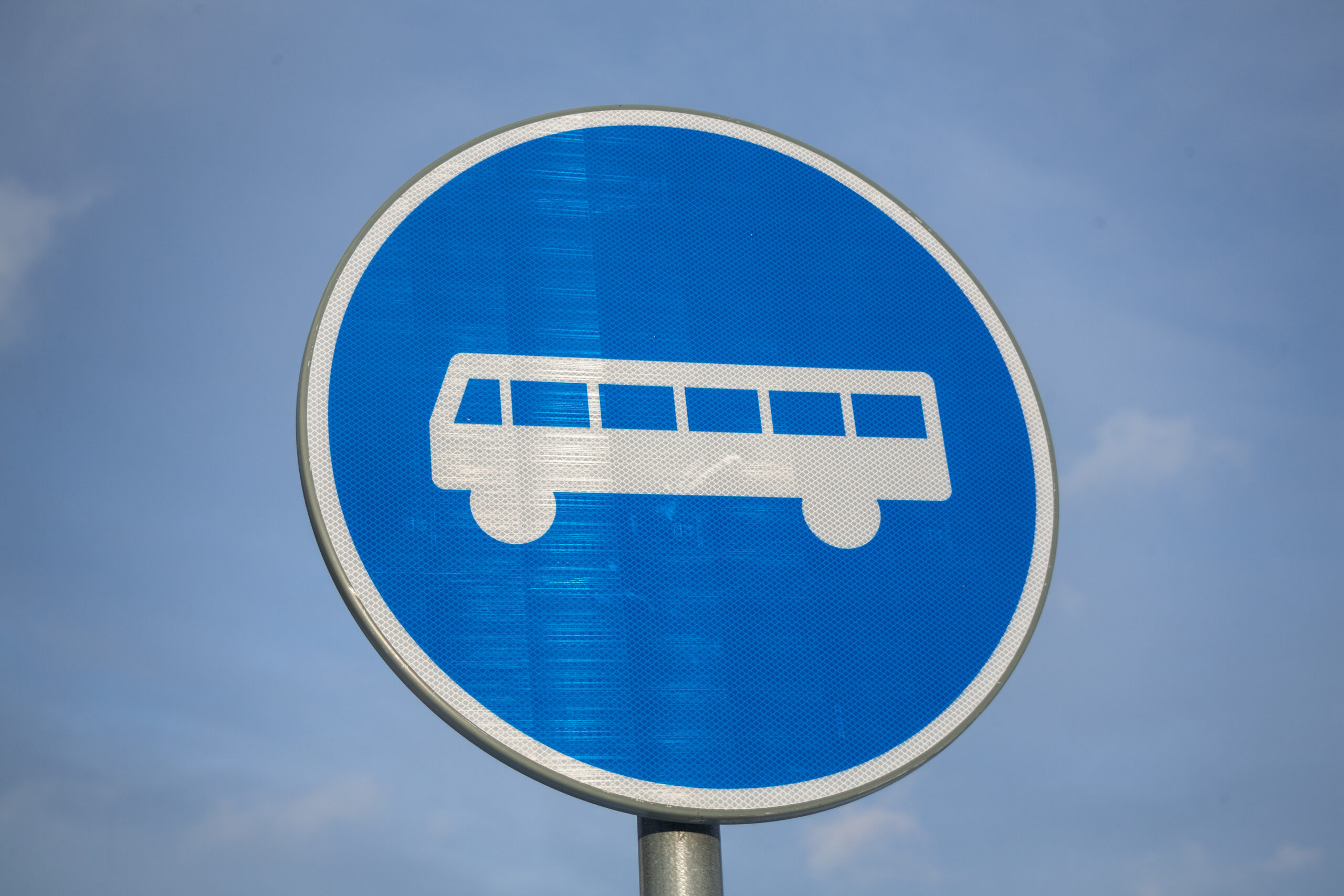 Busskylt. Bild: Mostphotos.